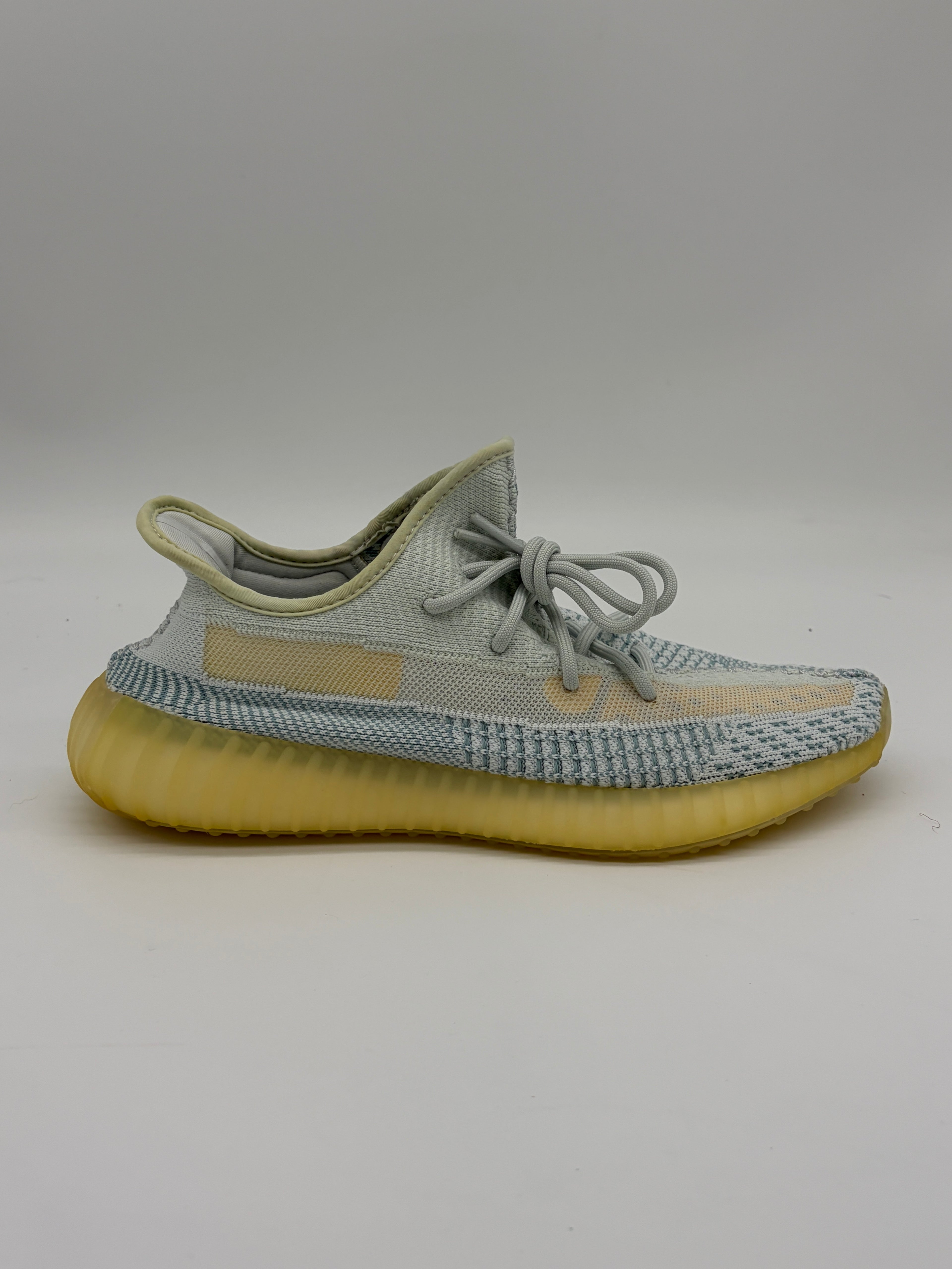Yeezy Boost 350 v2 Cloud