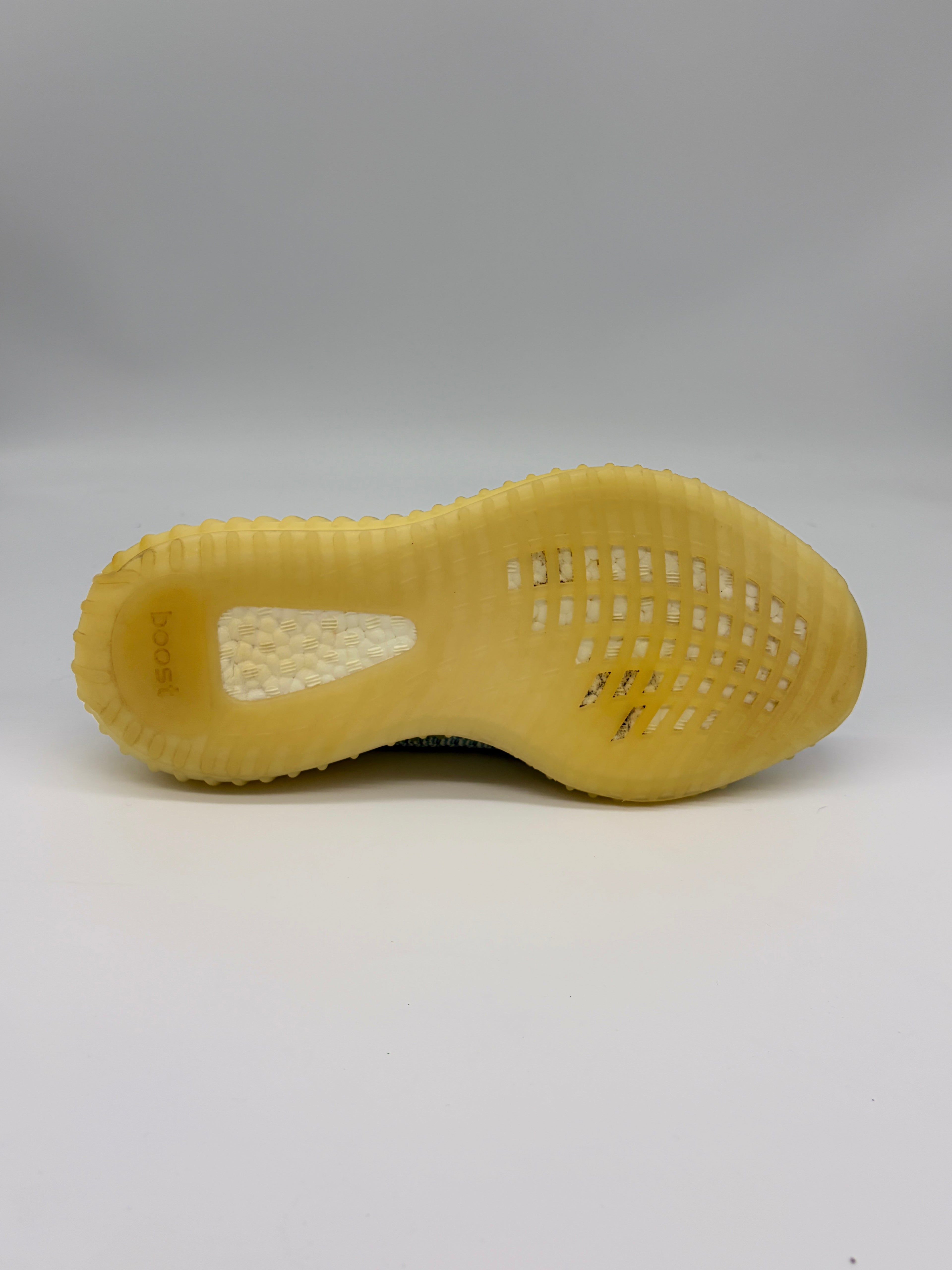 Yeezy Boost 350 v2 Cloud